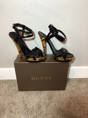 gucci leopard pumps