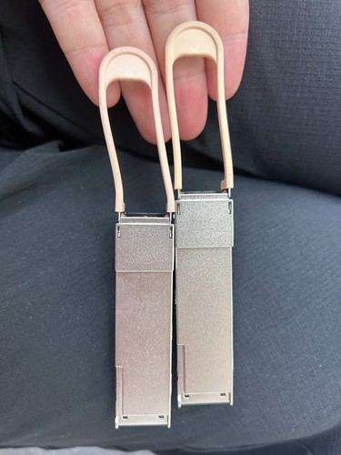 Arista QSFP-100G-SR4 XVR-10067-20 QSFP28 SR4 100GE parallel 100m MMF - Afbeelding 3 van 3
