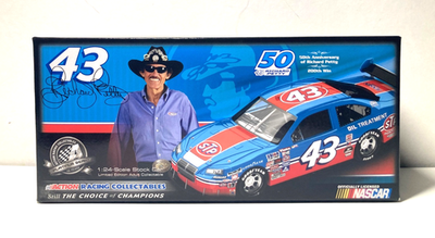RICHARD PETTY #43 STP 200th Win 1984 Grand Prix 2008 Impala ACTION