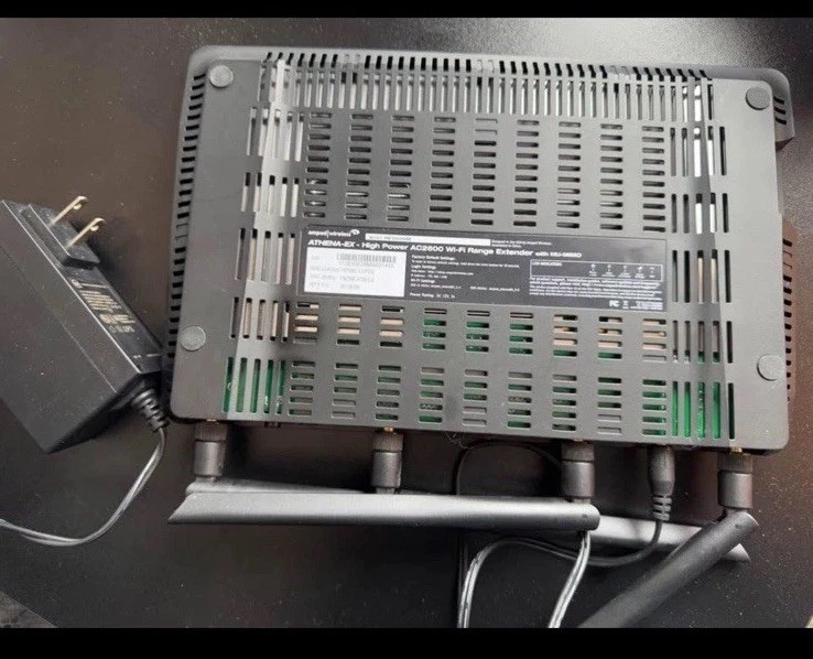 Athena-EX RE2600M High Power AC2600 Wi-Fi Range Extender - Image 2 of 3