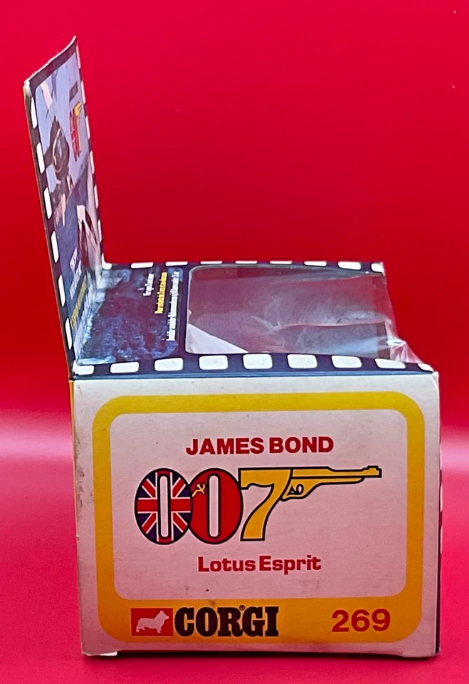 1977 CORGI JAMES BOND 007 LOTUS ESPRIT NIB 1:36 scale W/MISSLES Spy Who Loved Me - Image 3 of 4
