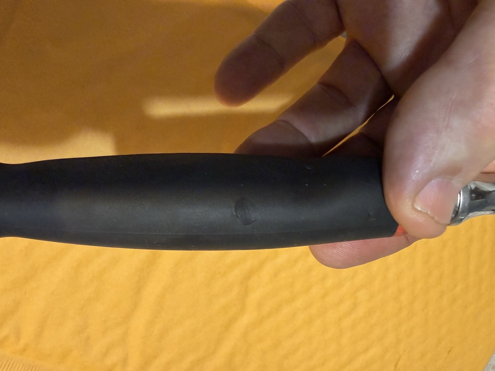 SNAP ON 3/8 Drive 9" Ratchet #FH80 red/black Cushion Grip Handle