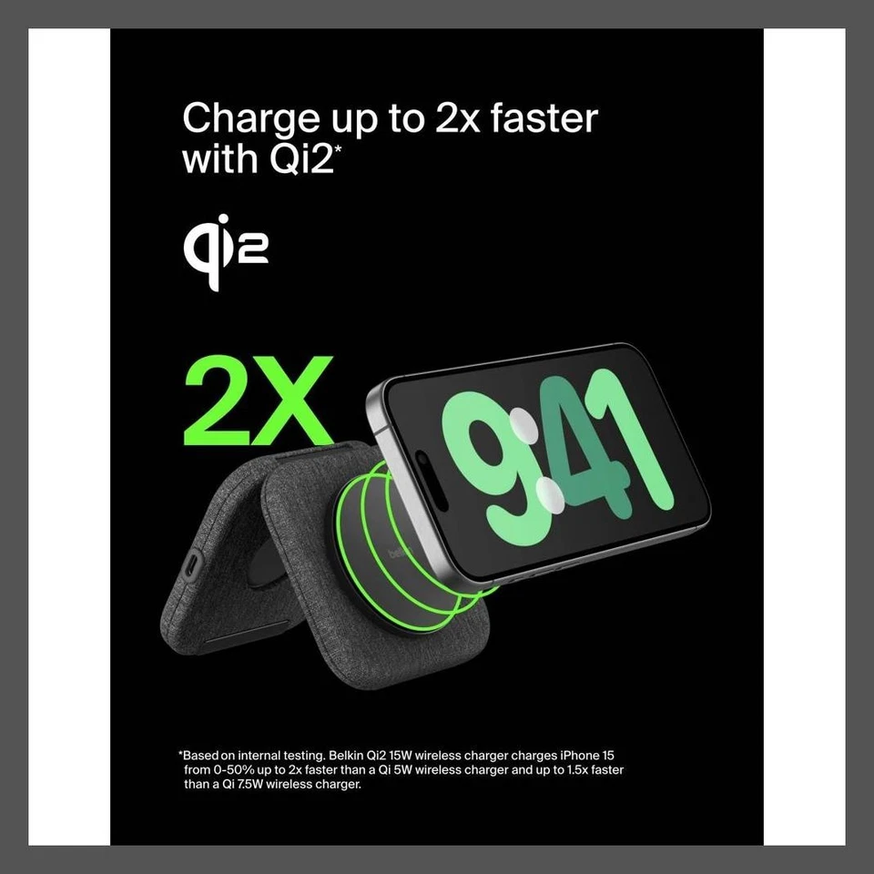 Almohadilla de viaje Belkin Qi2 2 en 1 carga rápida compatible con MagSafe negra Foto 2 de 4