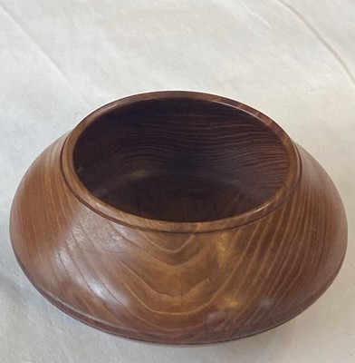 Vintage Hawaii Small Wood Bowl Hand turned signed Wood Grains Stained a beauty