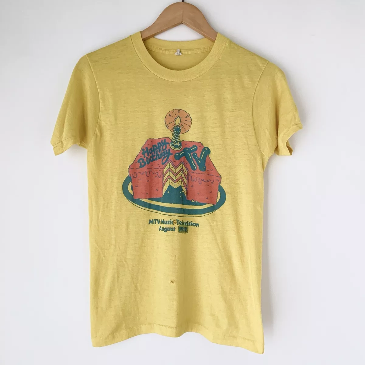 august birthday girl tee shirt