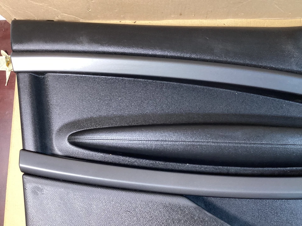 2013-2016 MINI COOPER PACEMAN FRONT LEFT DRIVER SIDE DOOR INTERIOR PANEL OEM . - Image 4 of 4