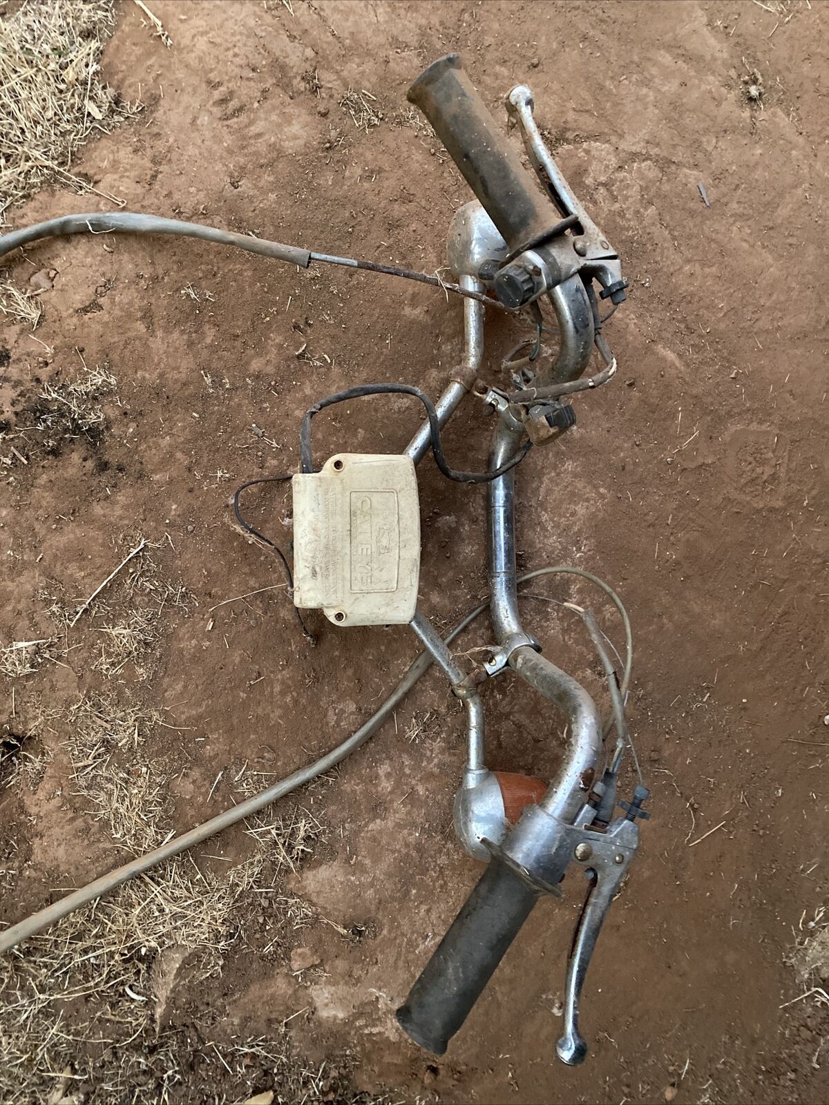 Picture 1 of 6