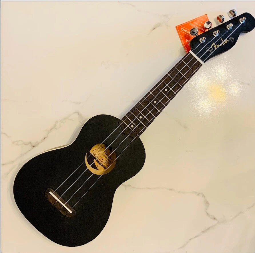 FENDER CALIFORNIA COAST UKULELE VENICE BLACK FINISH 22