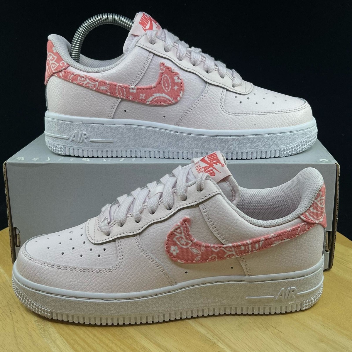 Nike Air Force 1 Low Pink Paisley Womens Size 6.5 White Nike Air Force 1 Low Pink Paisley Womens Size 6.5 White