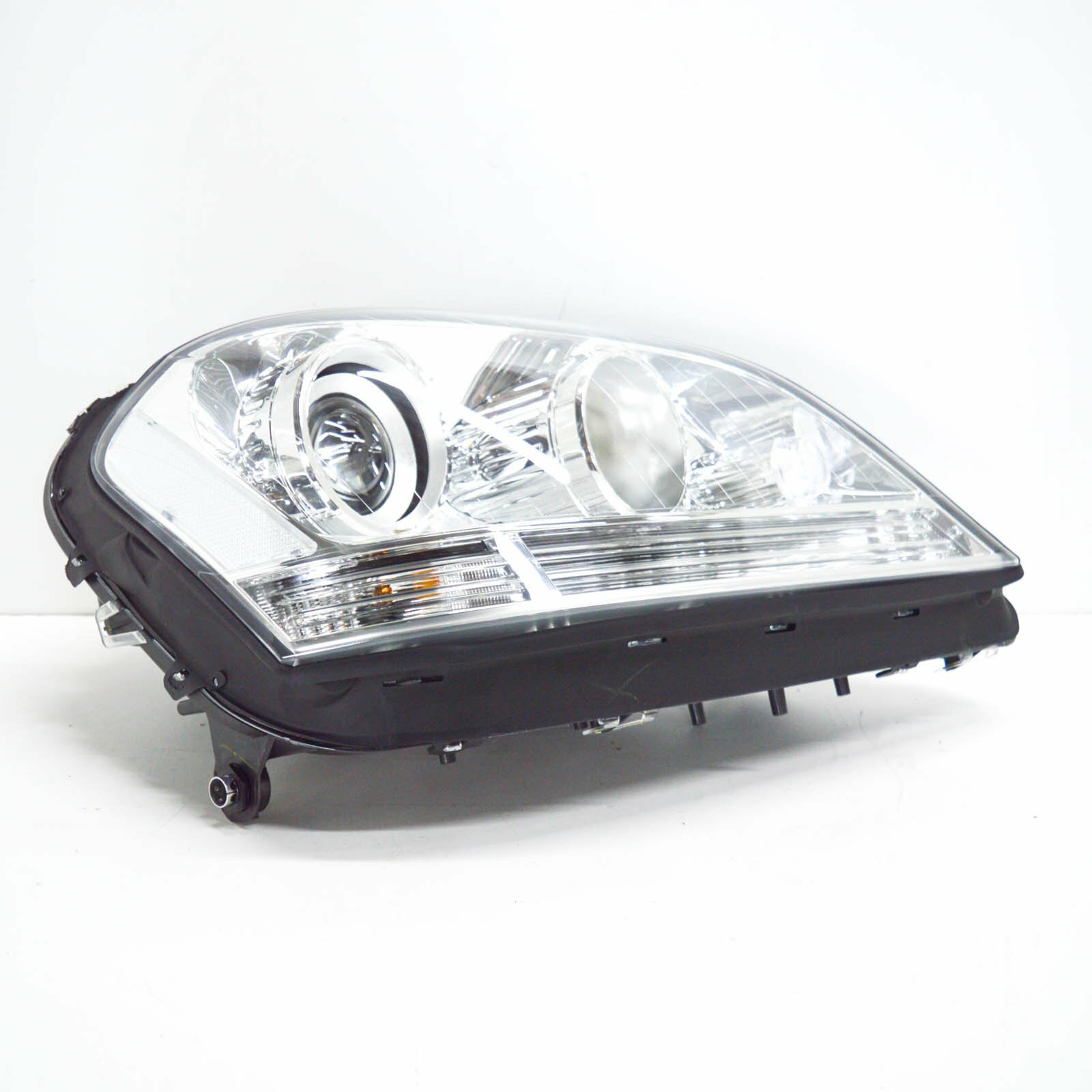 MB GL-CLASS X164 Front Right Halogen Headlight LHD A164820486164  