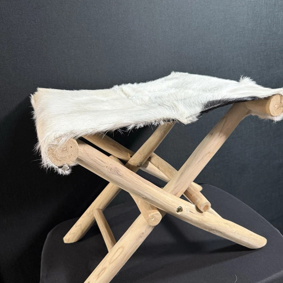 Rustikaler Kunst-Rindsleder auf Fell Klapphocker Boho Landhaus Holz Sitz Akzent Stuhl - Bild 2 von 4