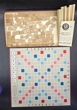 Vintage 1953 SCRABBLE Game by Selchow & Righter Co Complete 100 tiles 4 Holders