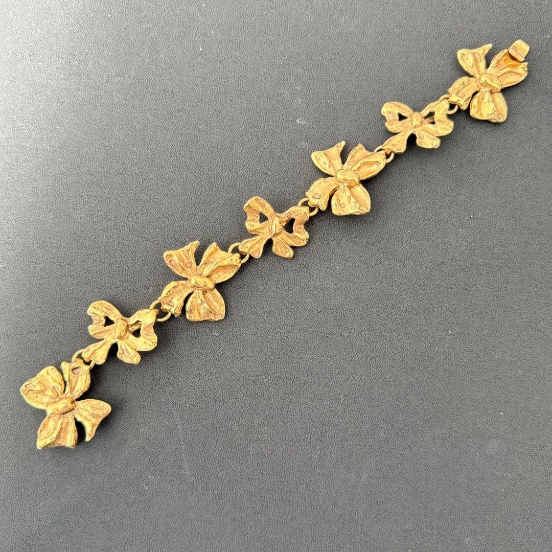 vintage Yves saint Laurent リーフ ブレスレット Yves Saint Laurent Vintage Ribbon Motif Bracelet 18K Yellow Gold