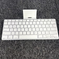Apple iPad Keyboard Dock A1359 for 1st, 2nd,  3rd Generation iPads 30-Pin