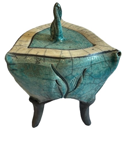 Raku Art Pottery Lidded Tripod Vessel – Crackle Glaze Leaf Finial – Signed