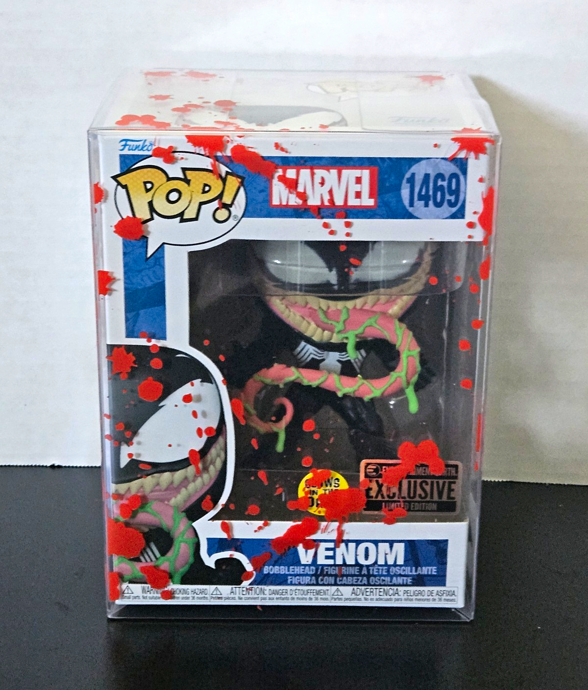 Funko Pop! Marvel Venom #1469 EE Exclusive with Red Splatter Protector