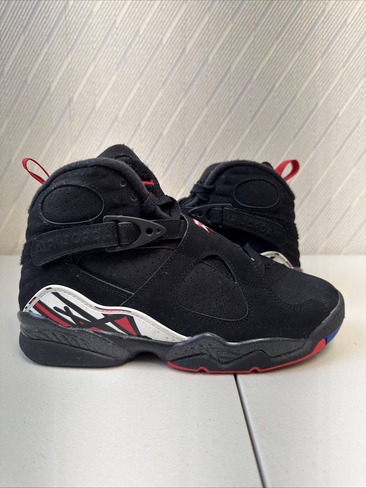 Nike Air Jordan 8 Retro GS Playoffs 2023 US 5.5Y 305368-062 thumbnail 2