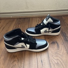 ナイキ、エアジョーダンMid Satin Grey Toe正規品 NIKE｜