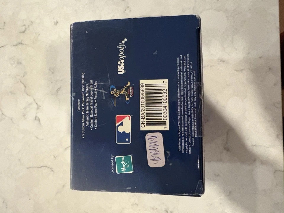2008 Hasbro New York Yankees Yatzee Travel Edition Factory Sealed Game - Image 4 of 4