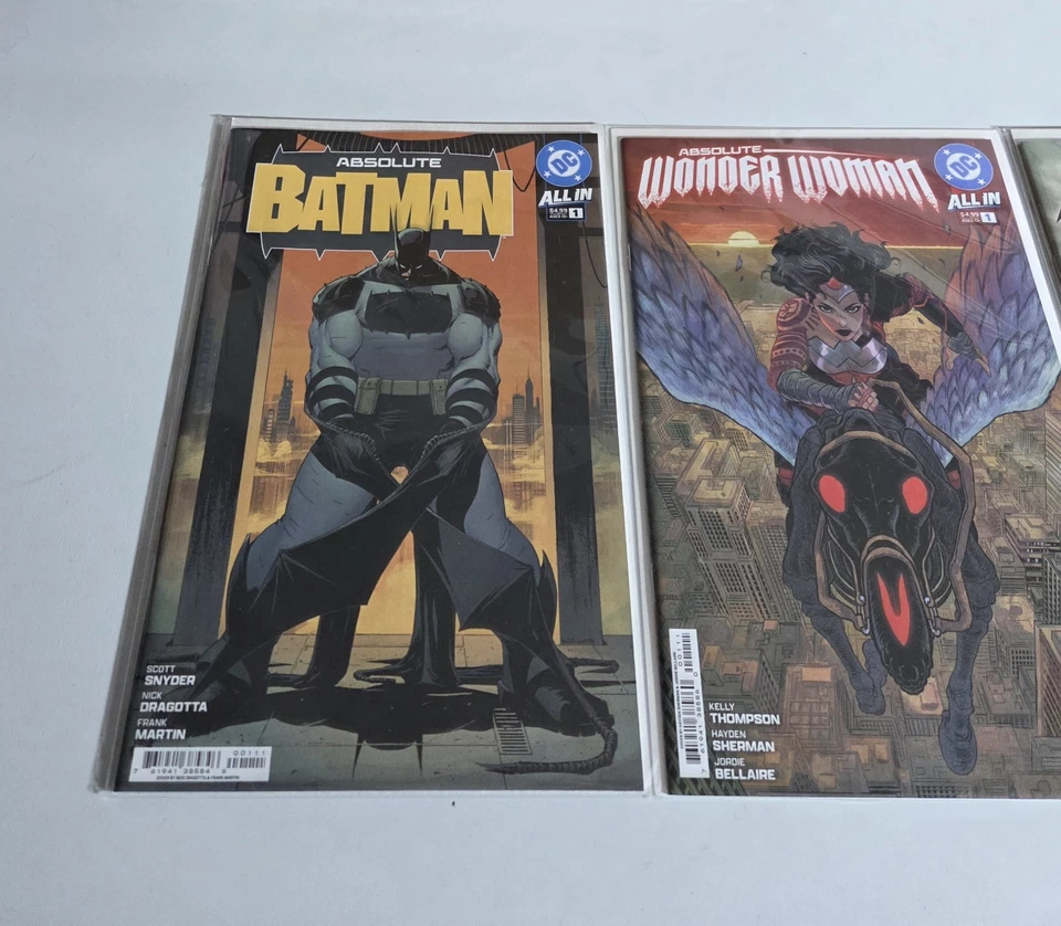 Absolute Batman / Wonder Woman / Superman #1 Cover A 1st Print Set Near Mint+ 🔥 - Image 2 of 3