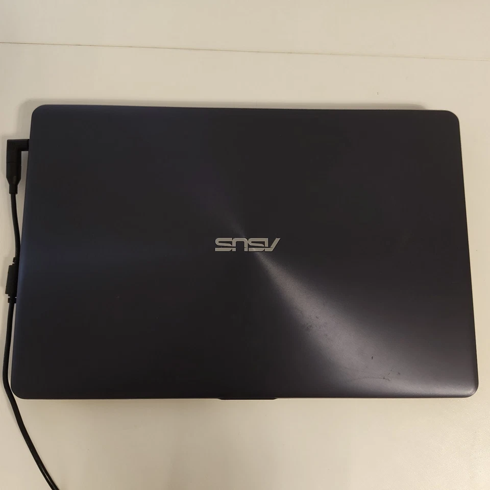 ASUS Vivobook 15 X542 I7-8550U,NVIDIA MX150, 8GB, 256SSD, 1TB HDD - Bild 3 von 4