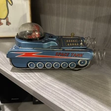 VINTAGE MODERN TOYS MASUDAYA TN tin SPACE TANK M 18 Japan BATTERY NOT WORKING