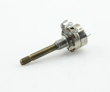 1965 Stackpole 500K Audio Taper Potentiometer SPST Switch Split Knurled Qty 1