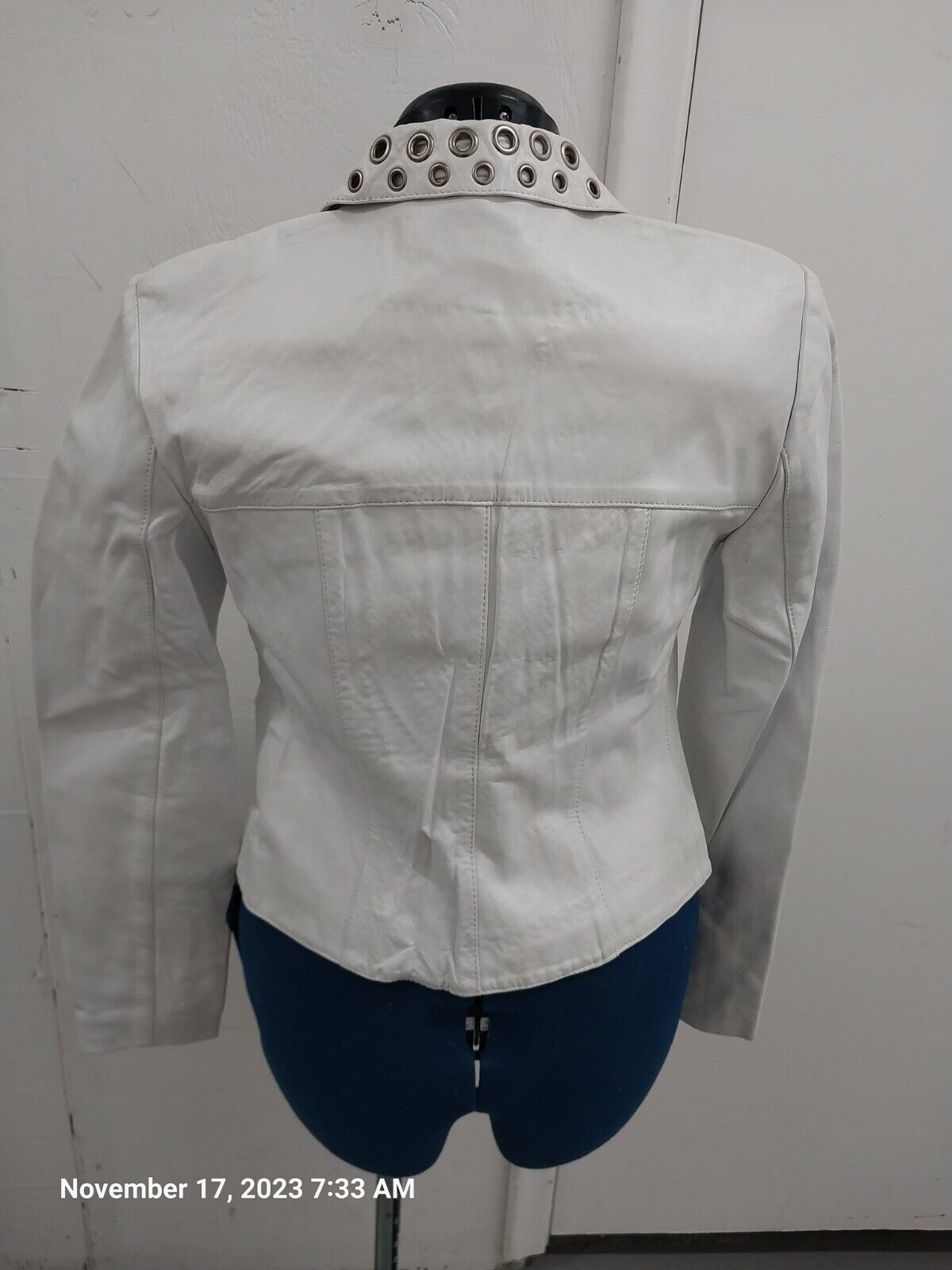 Ladies Vintage Caché White leather Jacket Blazer … - image 3
