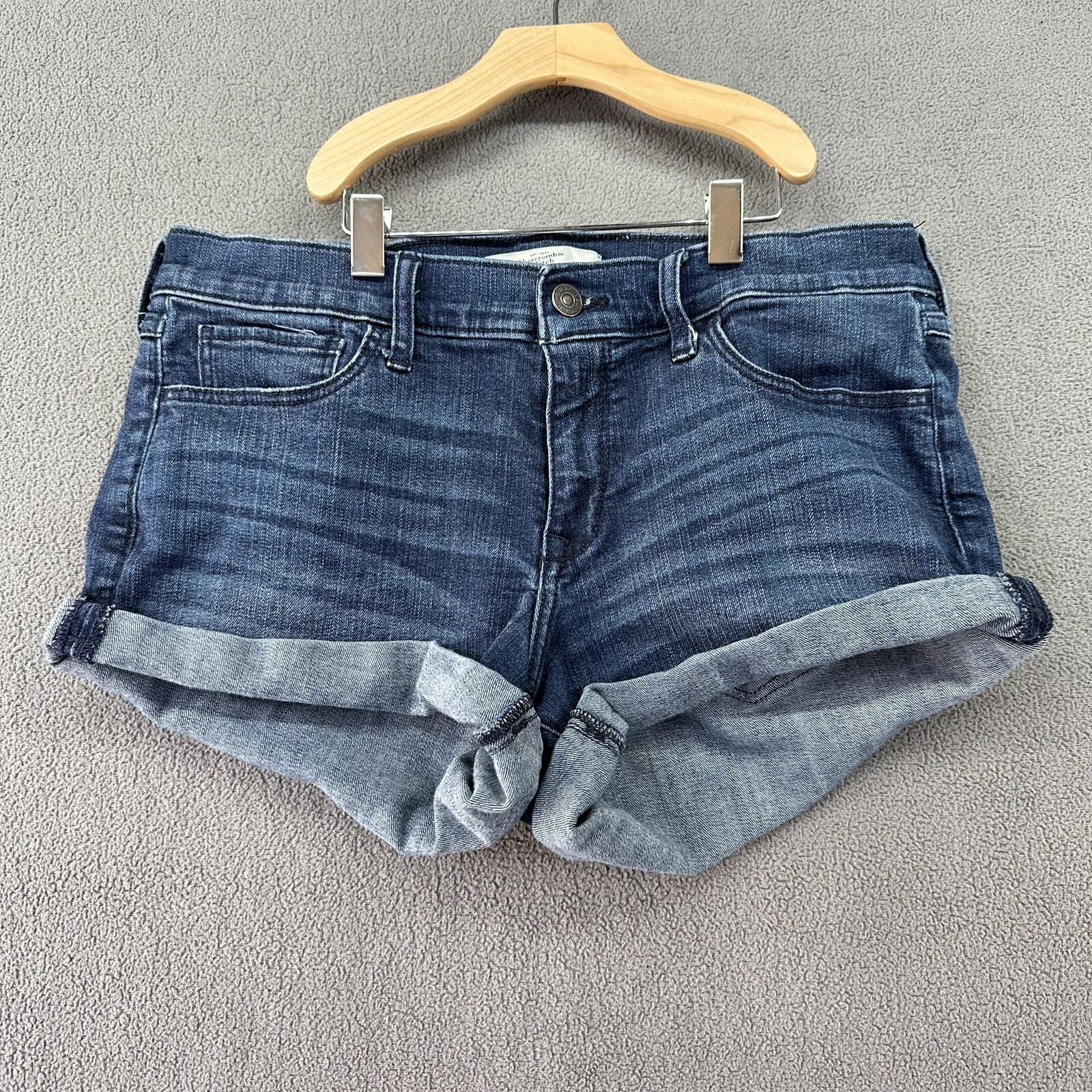 womens jean shorts size 10