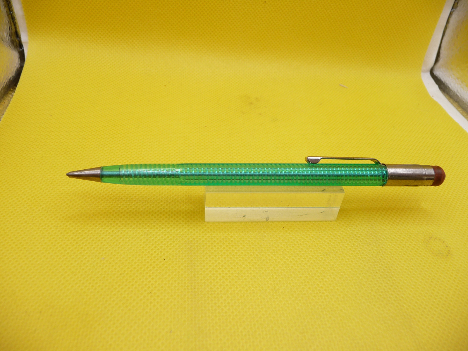 Scripto Vintage Transparent Green  l.l mm Pencil-Used-free tin of lead-working