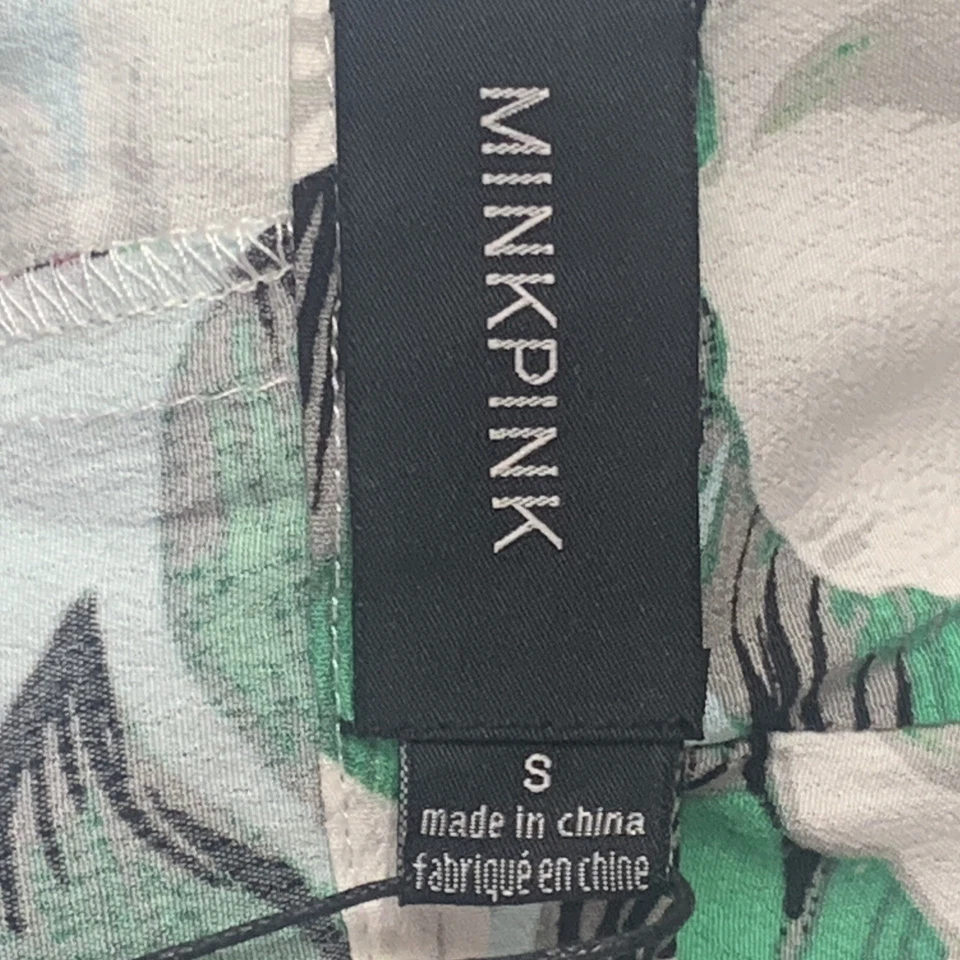 Nuevo con etiquetas Pantalones Cortos MinkPink Mujer Talla S Verde Blanco Estampado Floral Primavera Cintura Alta Foto 2 de 4