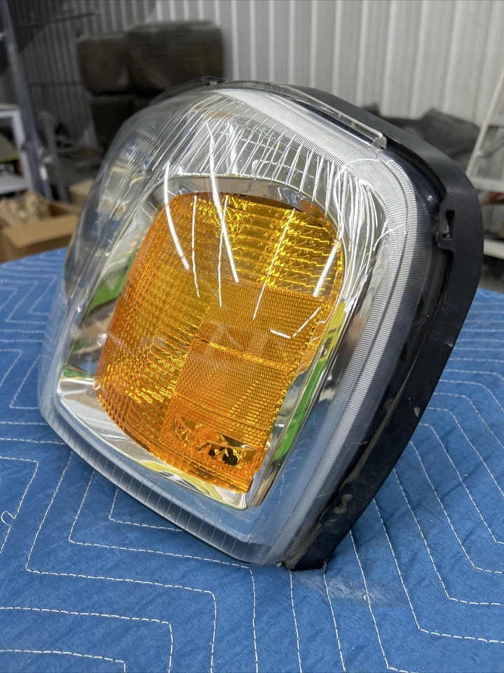 Faro halógeno GMC Envoy 2002 2003 2004 2005 2006-2009 conductor izquierdo OEM Foto 2 de 4