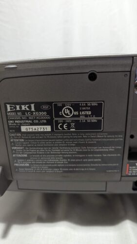 Lot 2 EIKI LC-XG300 Projector 4500 Lumens Home Theater Presentation Parts Repair - Picture 11 of 14