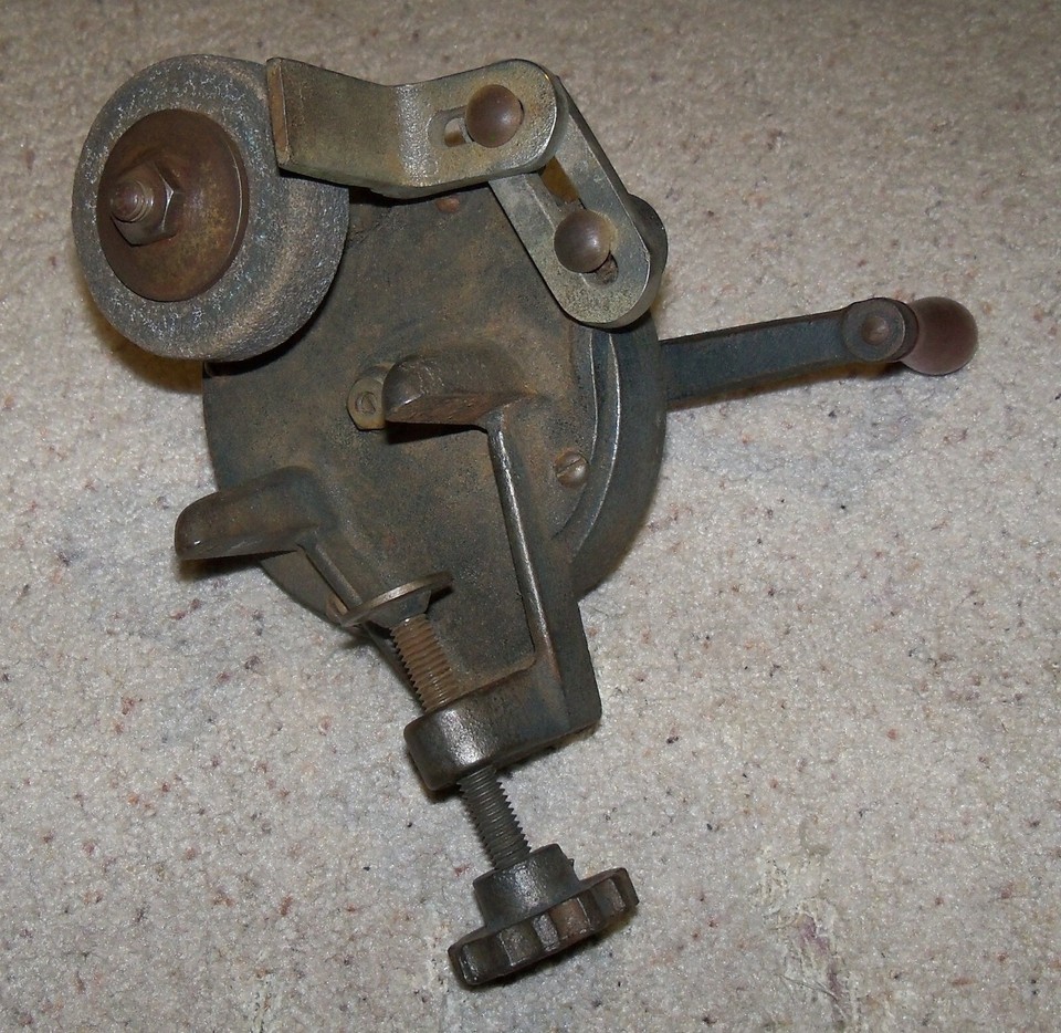 RARE VINTAGE CRAFTSMAN HAND CRANK BENCH MOUNT GRINDER, GRINDING WHEEL