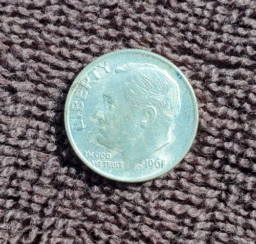 1961 P Roosevelt Silver Dime ~ BU ~ Free Shipping ✨