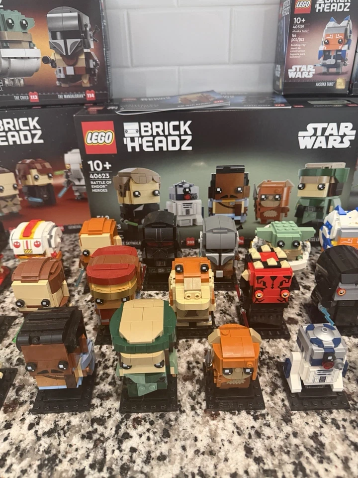 LEGO Star Wars Brickheadz Lot of 24 w/ Box & Manuals 100% Complete - Image 3 of 4