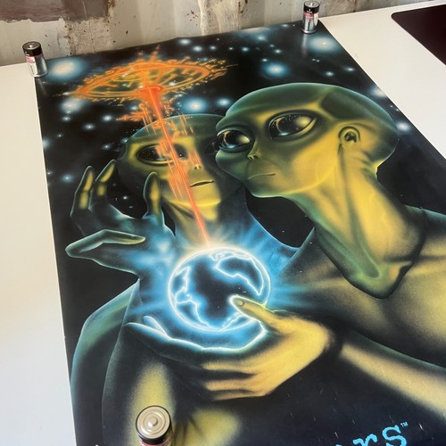 1997 VISITORS II UFO Alien Poster Vintage Meiklejohn Printed Spain 93,5 x 62 cm - Picture 2 of 7