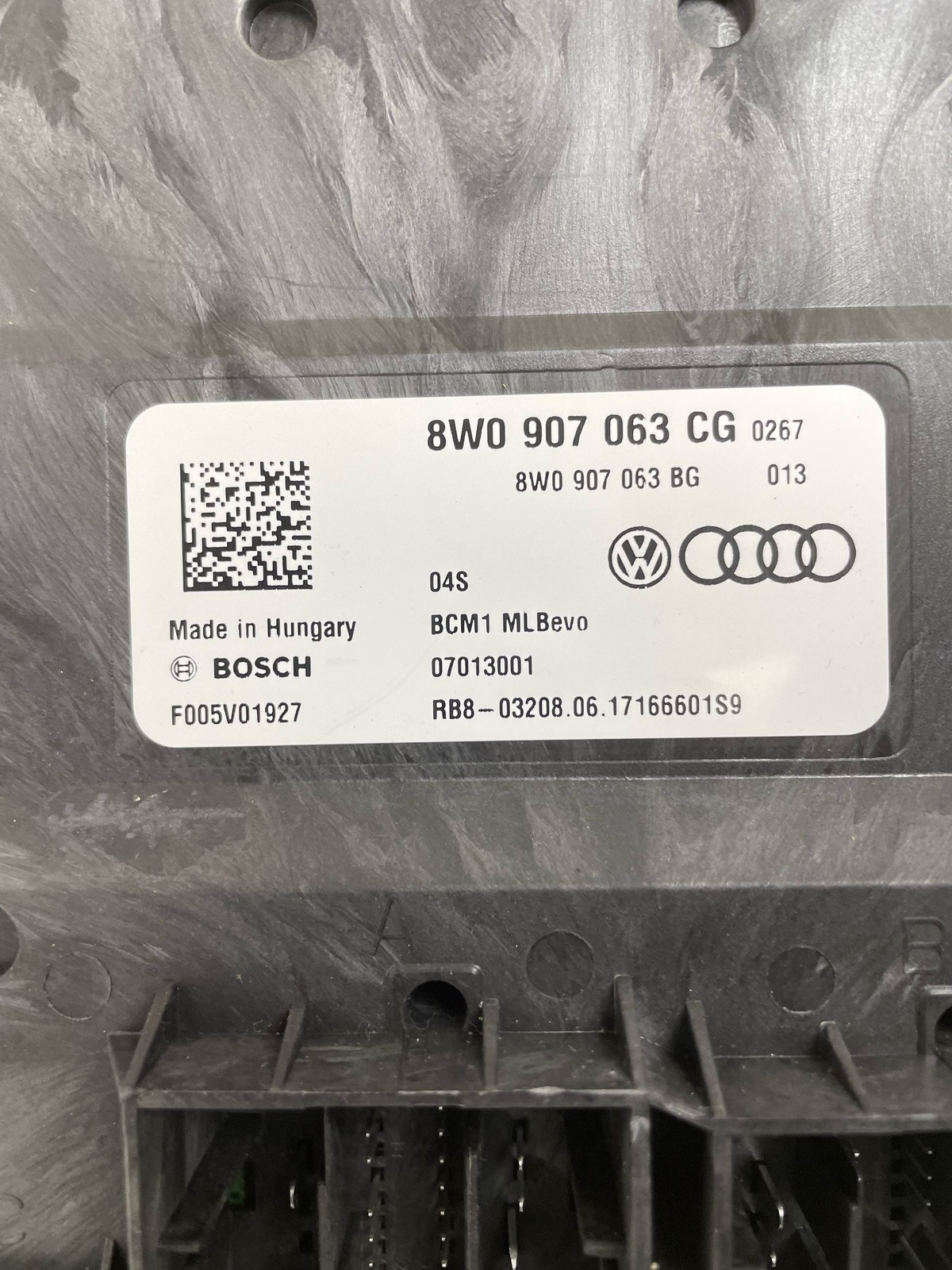 2015-2020 BENTLEY BENTAYGA OEM Onboard Supply BCM Body Comfort Control Module