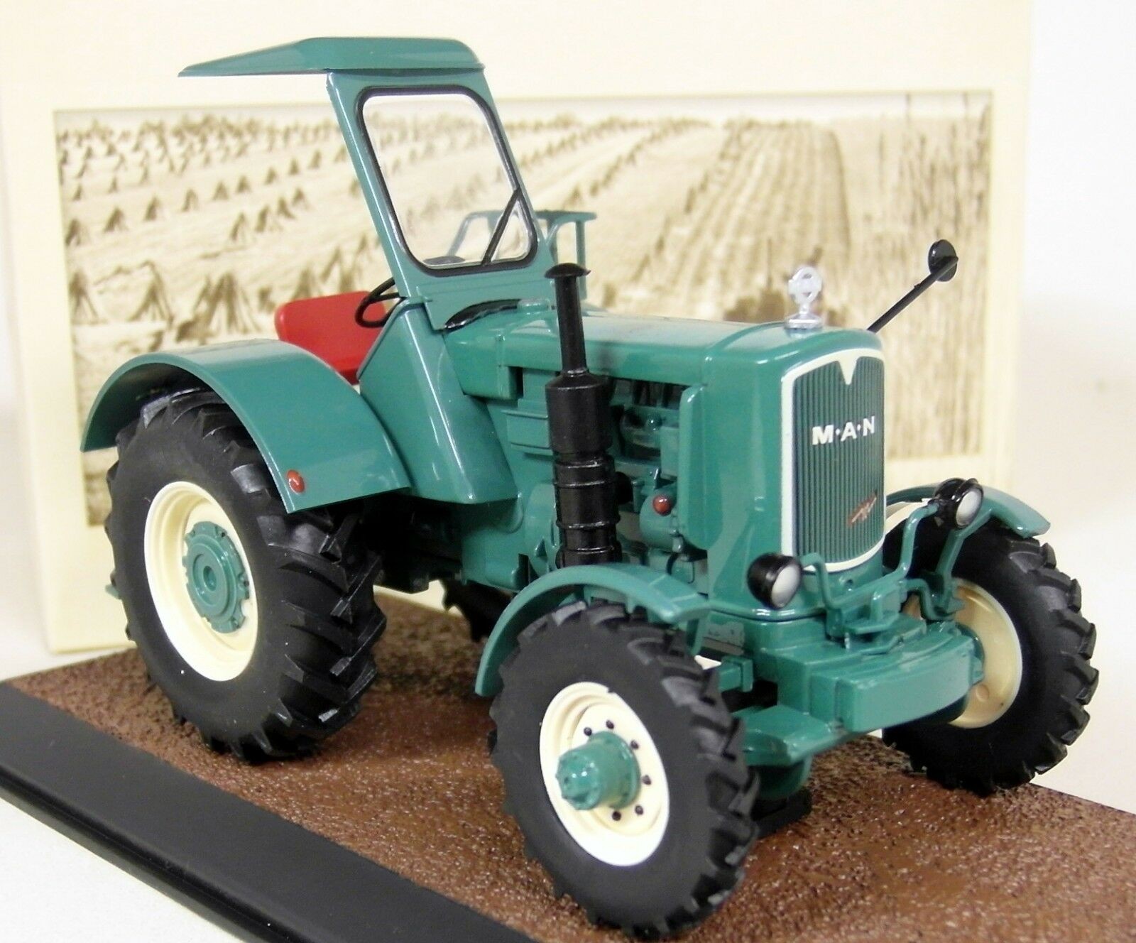 Atlas 1/32 - MAN 4T1-1960 Tractor Diecast Plastic Scale model Tractor 012