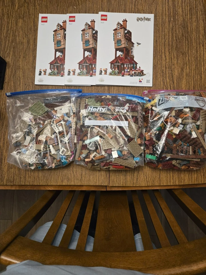 LEGO Harry Potter: The Burrow - Collectors' Edition (76437) vollständig - Bild 3 von 3