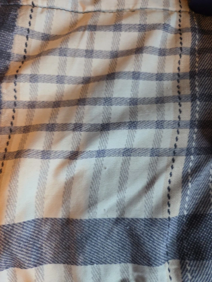 Reloj multifunción GUESS para hombre tono astilla 48 mm Foto 3 de 4