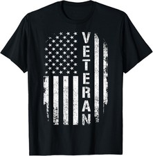 US American flag with proud veteran for veterans day T-Shirt
