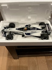 80430026081 BMW Williams FW22 #9 R. Schumacher 2000 Minichamps 1/18