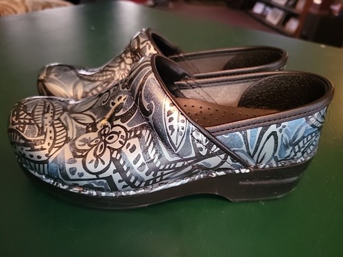 Dansko Professional Clogs Damen Denim Floral Lackleder Gr. 37 - Bild 1 von 11