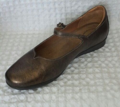 Taos Class Womens Mary Jane Straps Slip On Loafer Shoes Bronze Metallic Size 8.5 - Picture 4 of 10