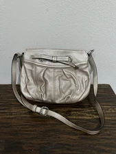 Vintage gold-colored Elle handbag