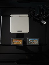 Nintendo Game Boy Advance SP + Charger + Donkey Kong Country 2 + Mario Tennis