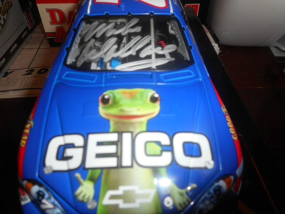 MIKE WALLACE #7 GEICO RACING DUEÑOS ELITE2007 MONTE CARLO ACCIÓN 1/24 CWCXXRARO! Foto 3 de 4