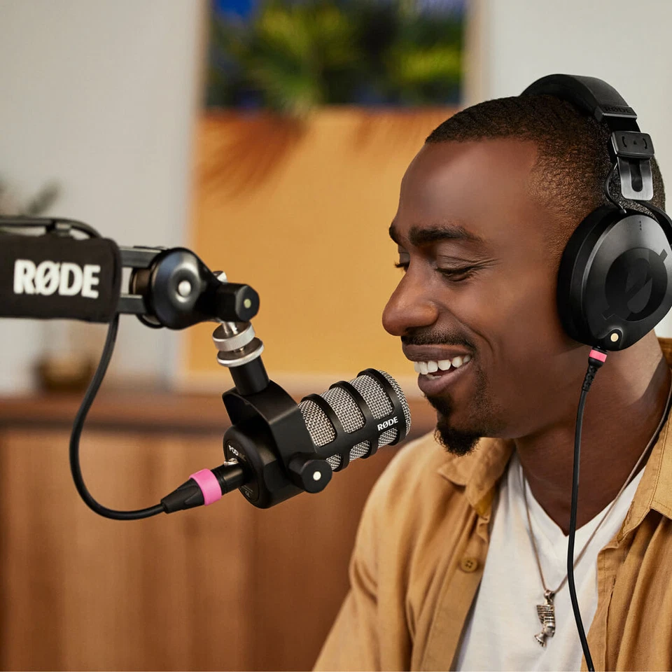 Rode Podmic Podcast-Mikrofon Schwarz mit MS032 Tisch-Stativ - Bild 4 von 4