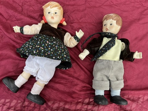 Vintage Puppenset mit Handarbeit Kleidung Vintage alt Keramik Porzellan Junge Mädchen